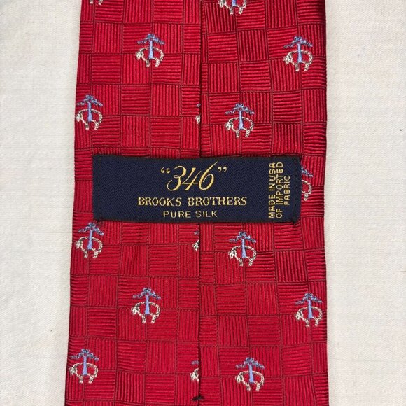 BROOKS BROTHERS 346 100% Pure Silk Mens Tie Red Golden Fleece Motif Sheep - Picture 3 of 3